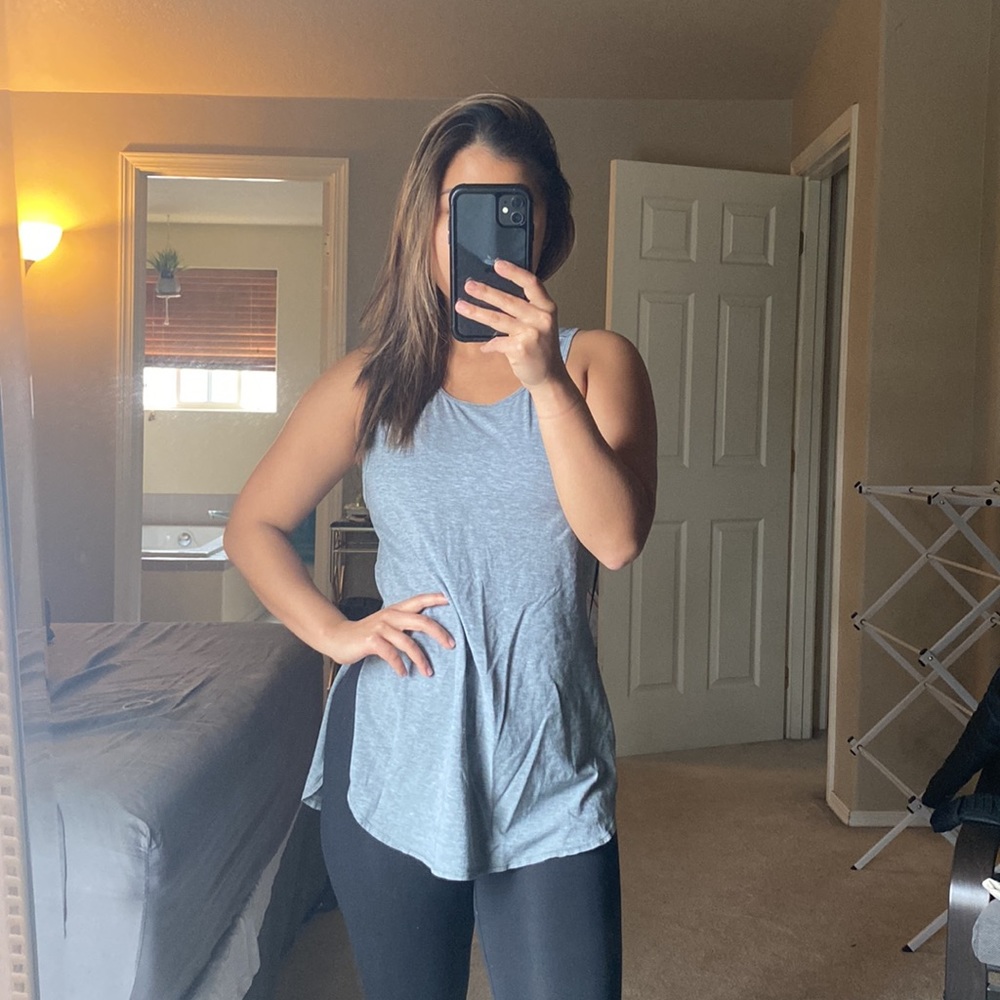 Grey lululemon 🍋 tank